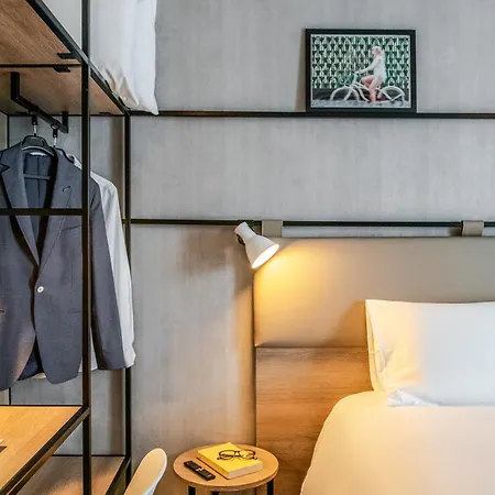 Ibis Bordeaux Nord Blanc 3*