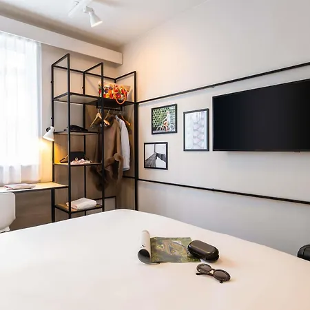 Ibis Bordeaux Nord Blanc Otel Carbon-Blanc
