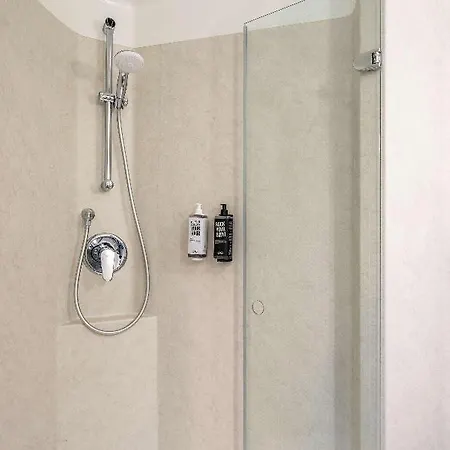Otel Ibis Bordeaux Nord Blanc 3*
