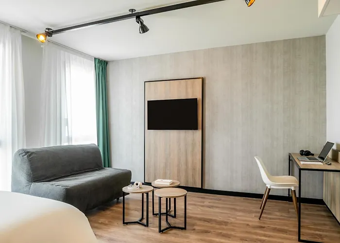 Ibis Bordeaux Nord Blanc 3*