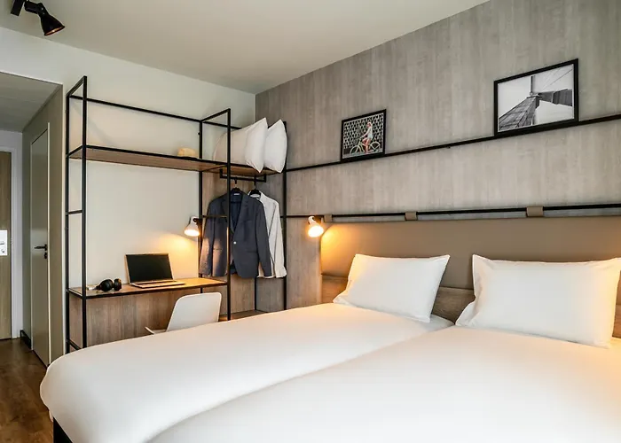 Ibis Bordeaux Nord Blanc 3*