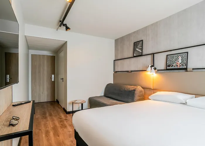 Ibis Bordeaux Nord Blanc