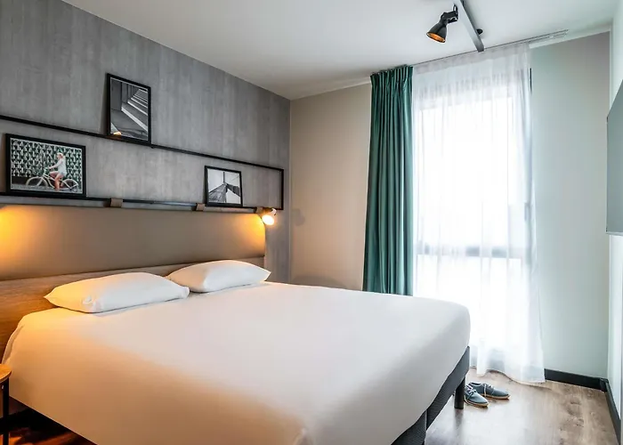 Hotel Ibis Bordeaux Nord Blanc Carbon-Blanc